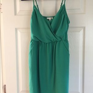 Short kelly green dress with pockets
